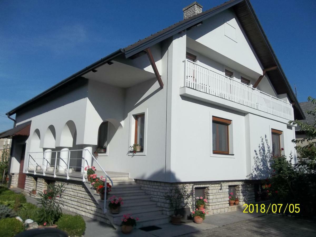 Apartamento Virágos Vendégház Balatonfüred Exterior foto