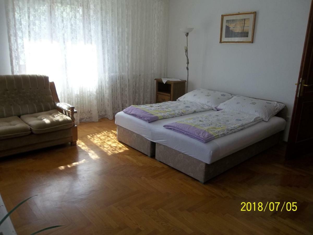 Apartamento Virágos Vendégház Balatonfüred Exterior foto